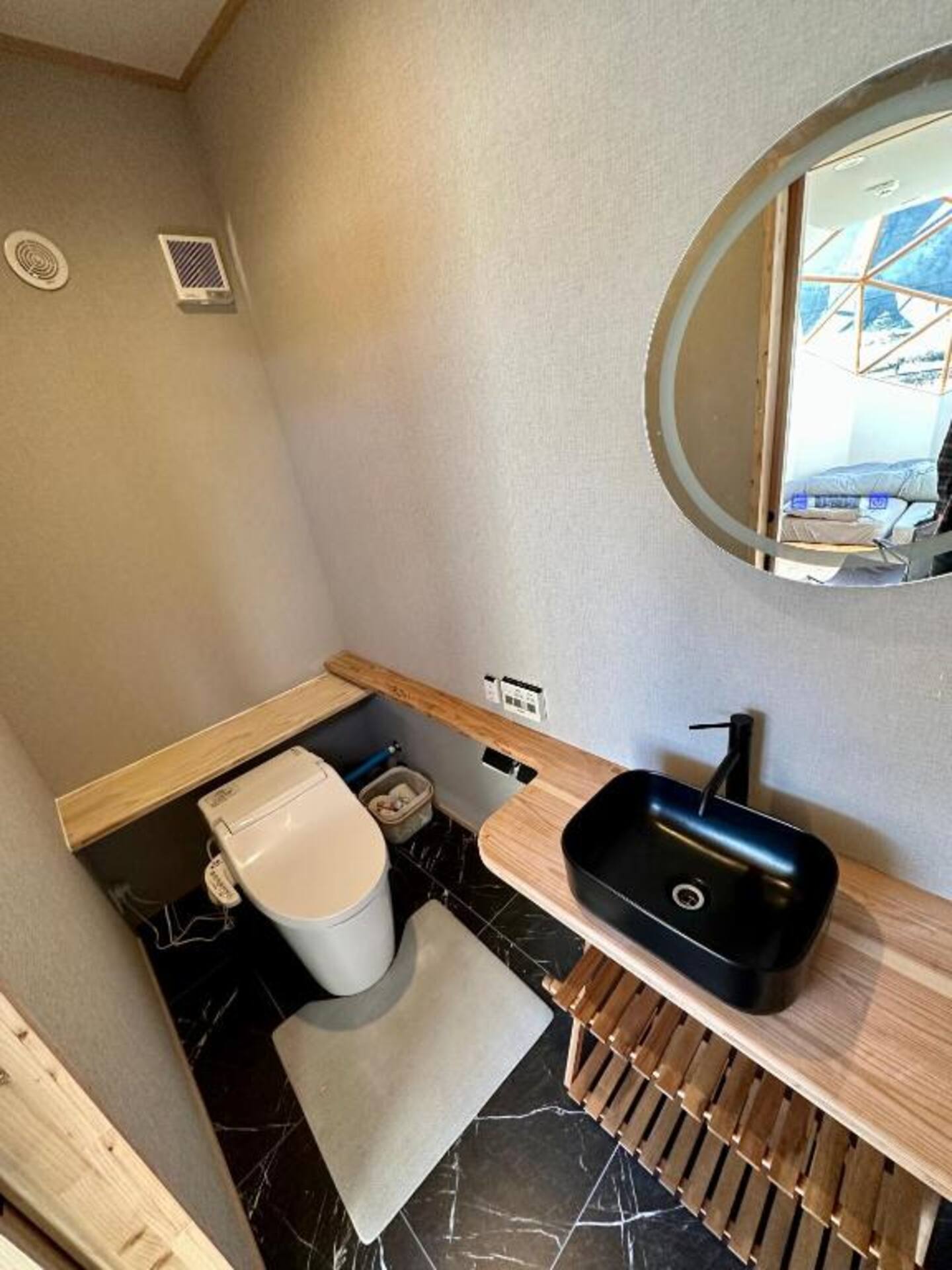 The Dome retreat - Unit 1