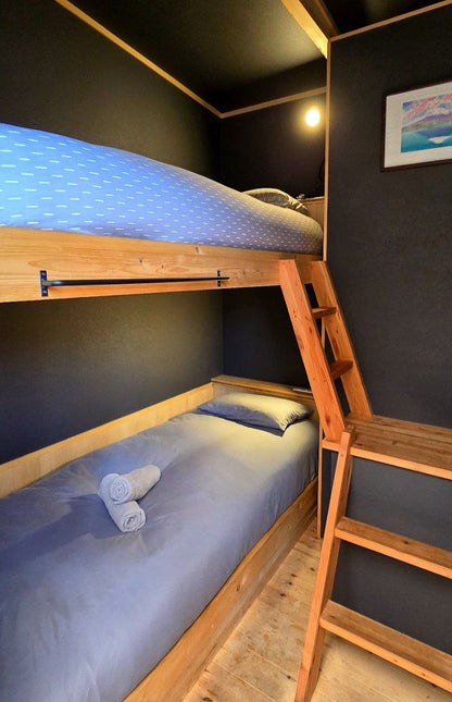 The Cabin Bunks - Unit 5